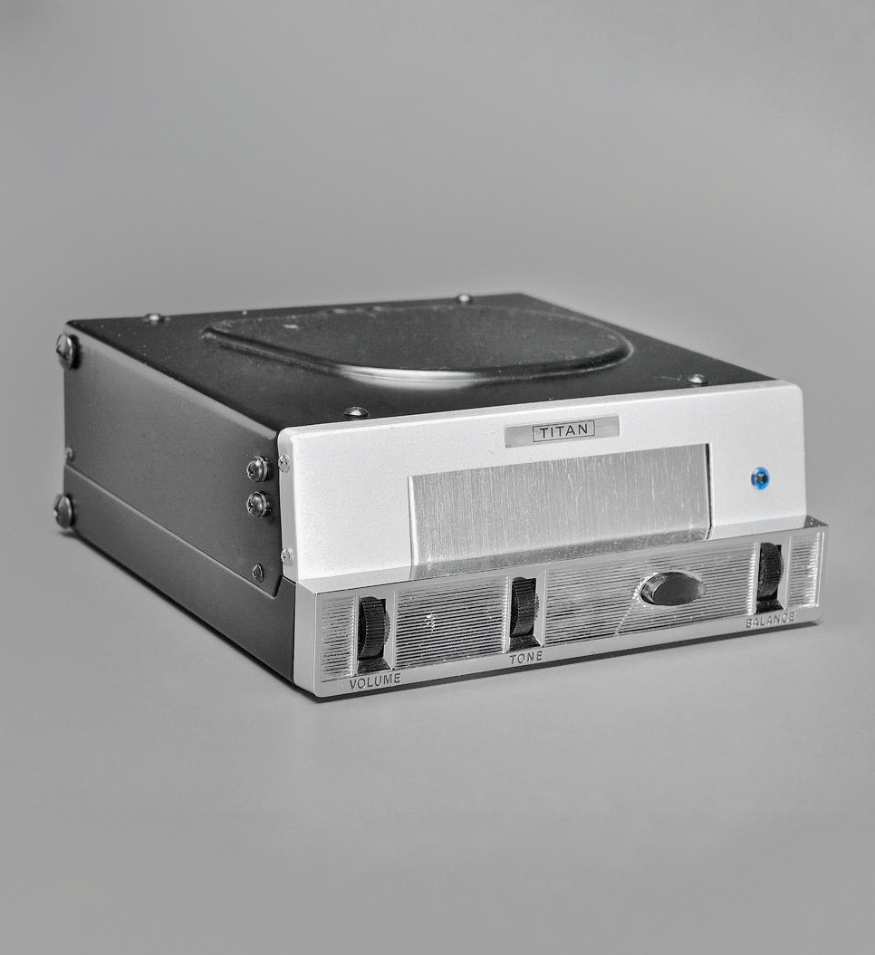 TITAN (AKA: AUTOMATIC RADIO) Model SEA-6801 Vehicle 8-Track Tape Deck