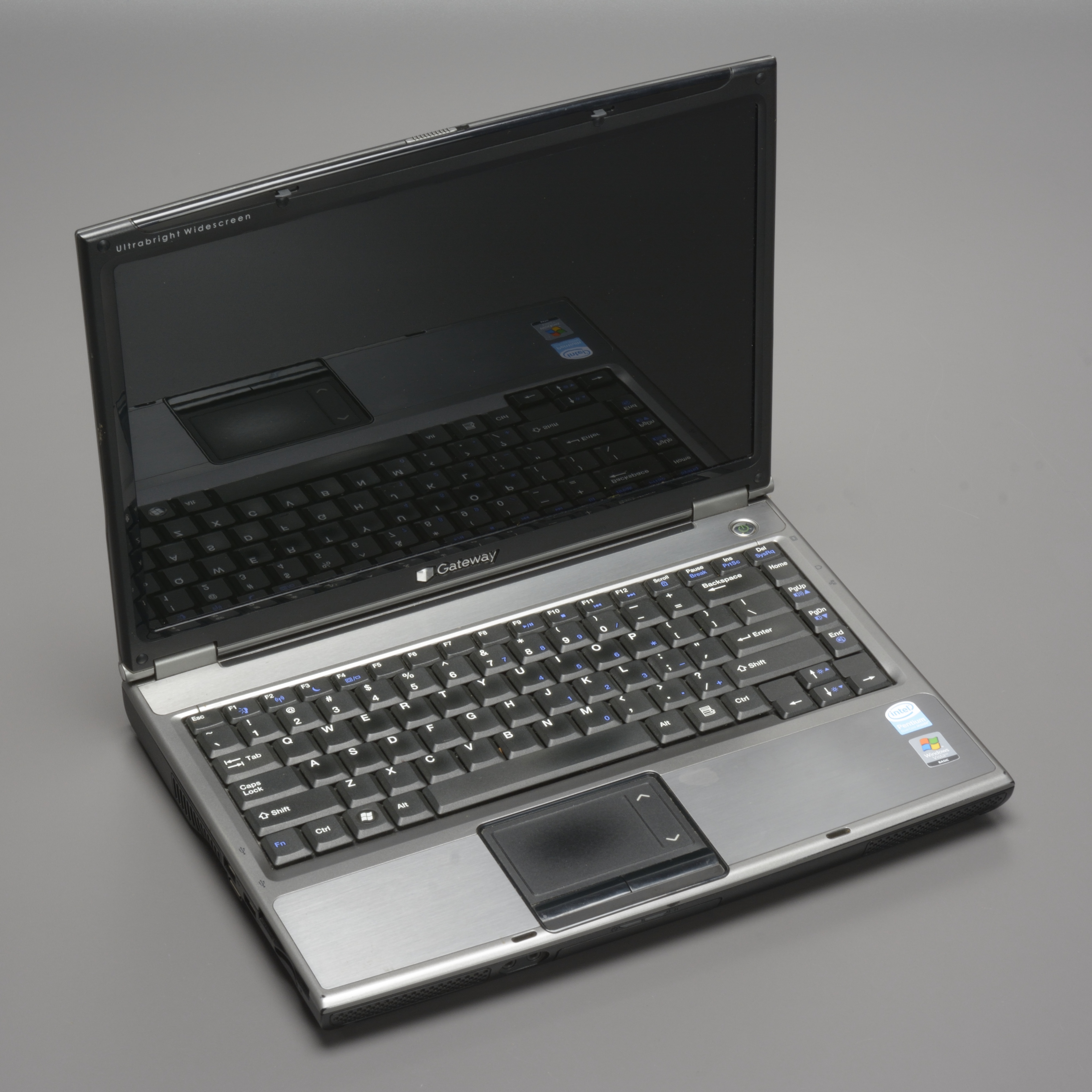 GATEWAY W340UI Laptop Computer (Non-Operational)