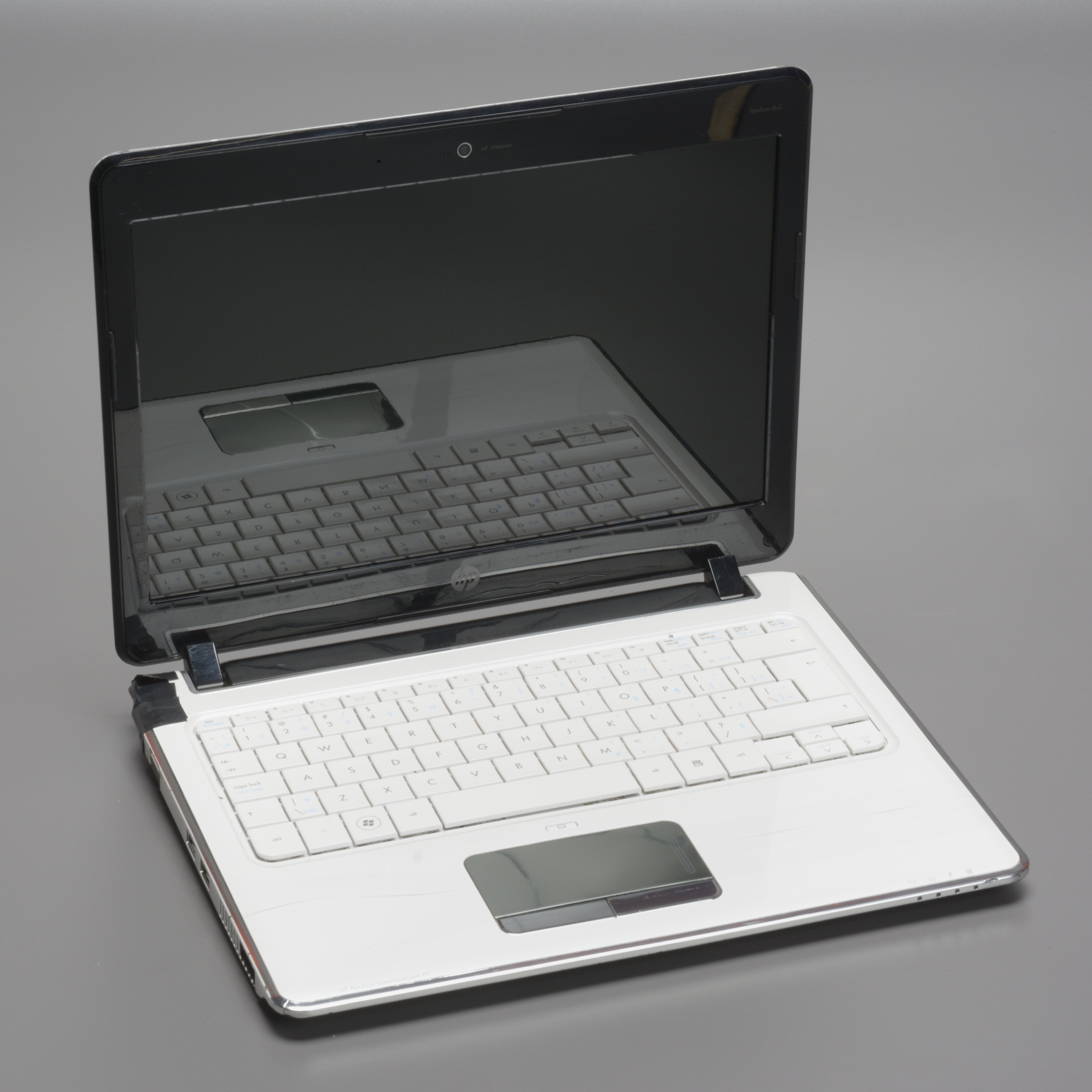 HEWLETT-PACKARD (HP) Pavilion DV2 Series Notebook Computer (Non-functional)