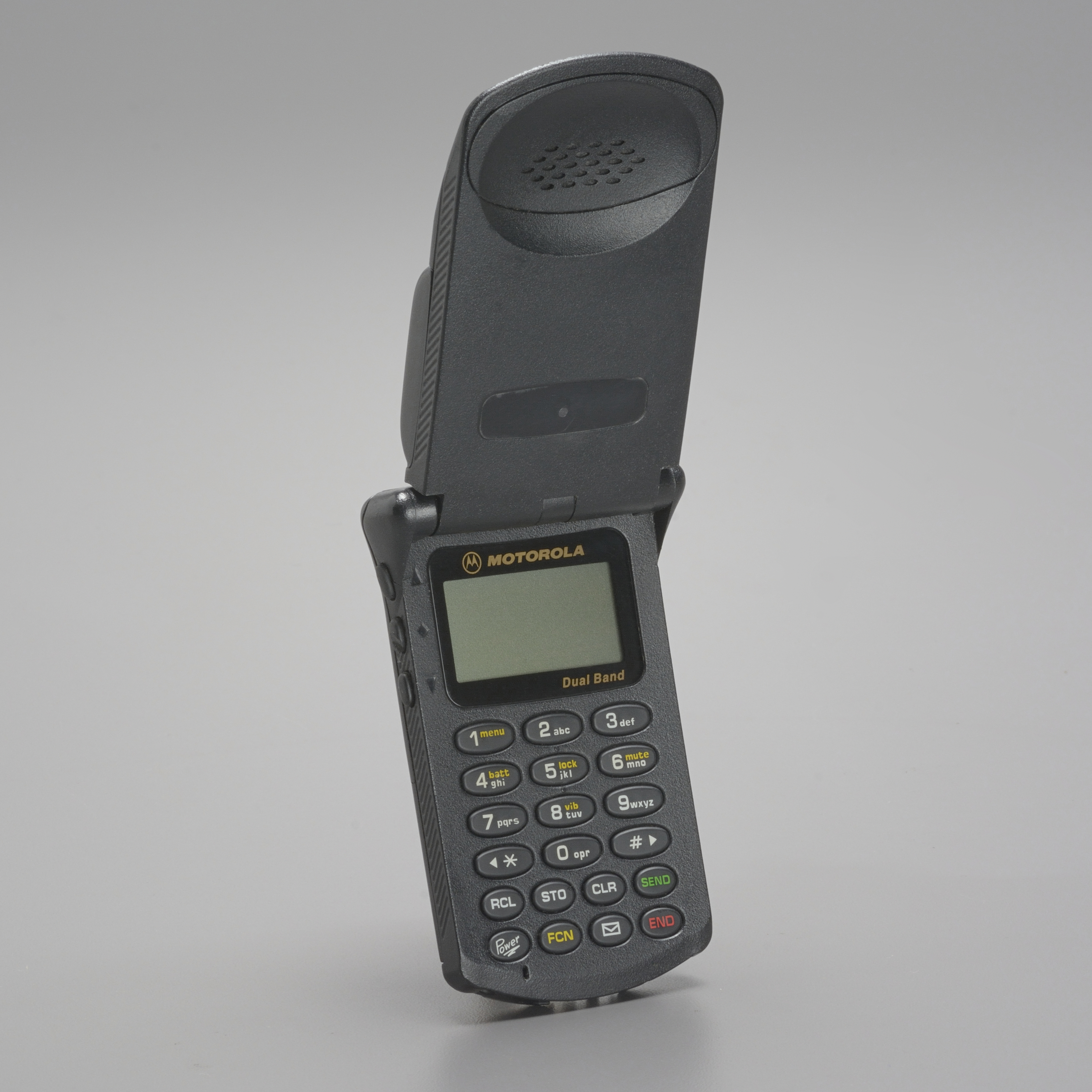 MOTOROLA StarTAC Mobile Phone - Dual Band (LCD Display)