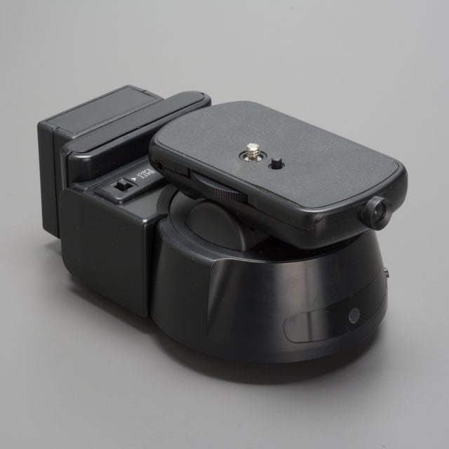 Remote Control Pan/Tilt Heads