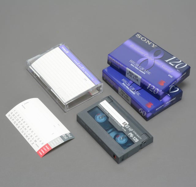 Video8/Hi8 Video Cassettes (Analog)