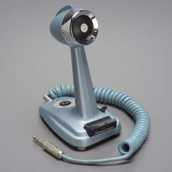 TURNER SSB+2 Transistorized Desk Microphone