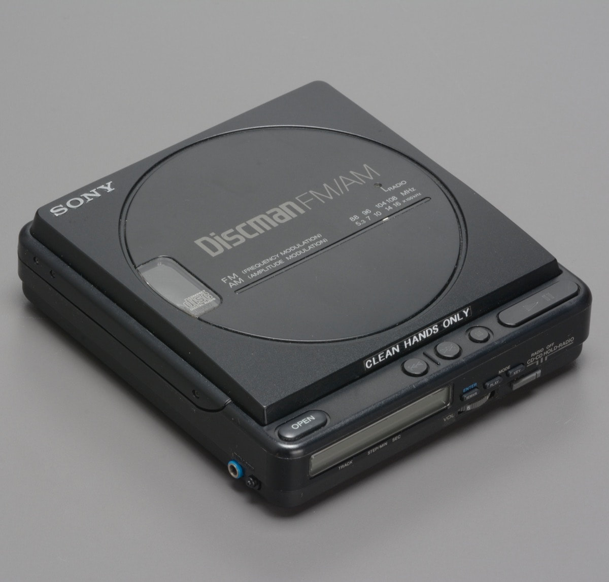 SONY D-T4 FM/AM CD Player