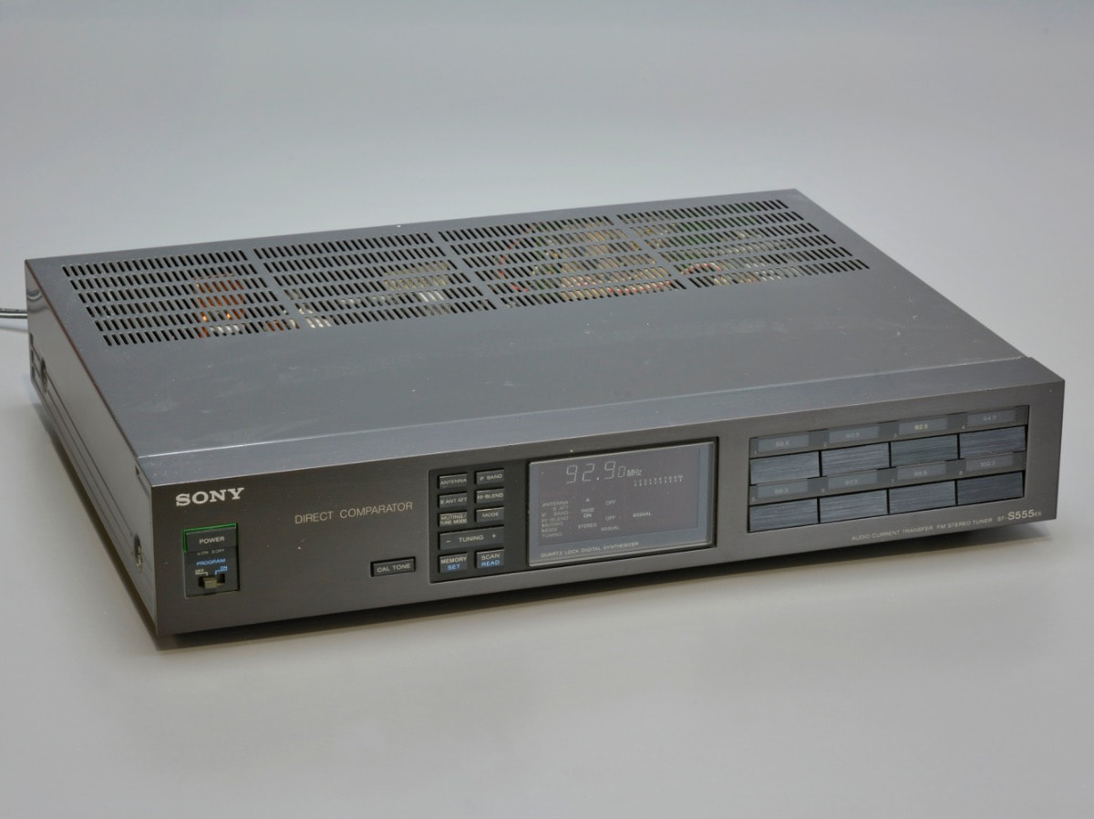 SONY Audio Current Transfer AM/FM Stereo Tuner ST-S555ES
