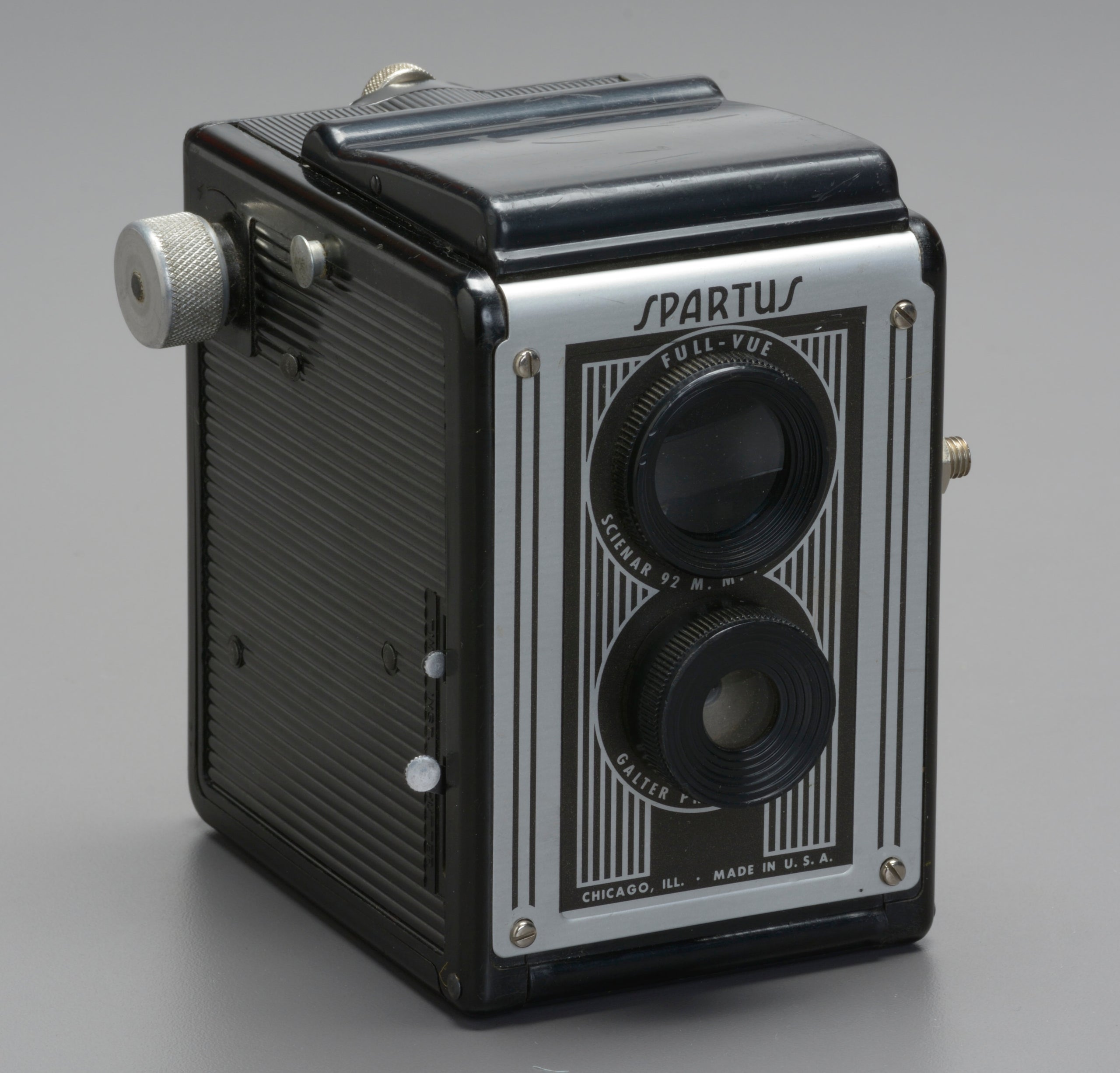 SPARTUS Full-Vue Twin Lens Reflex Camera (US Manufactured)