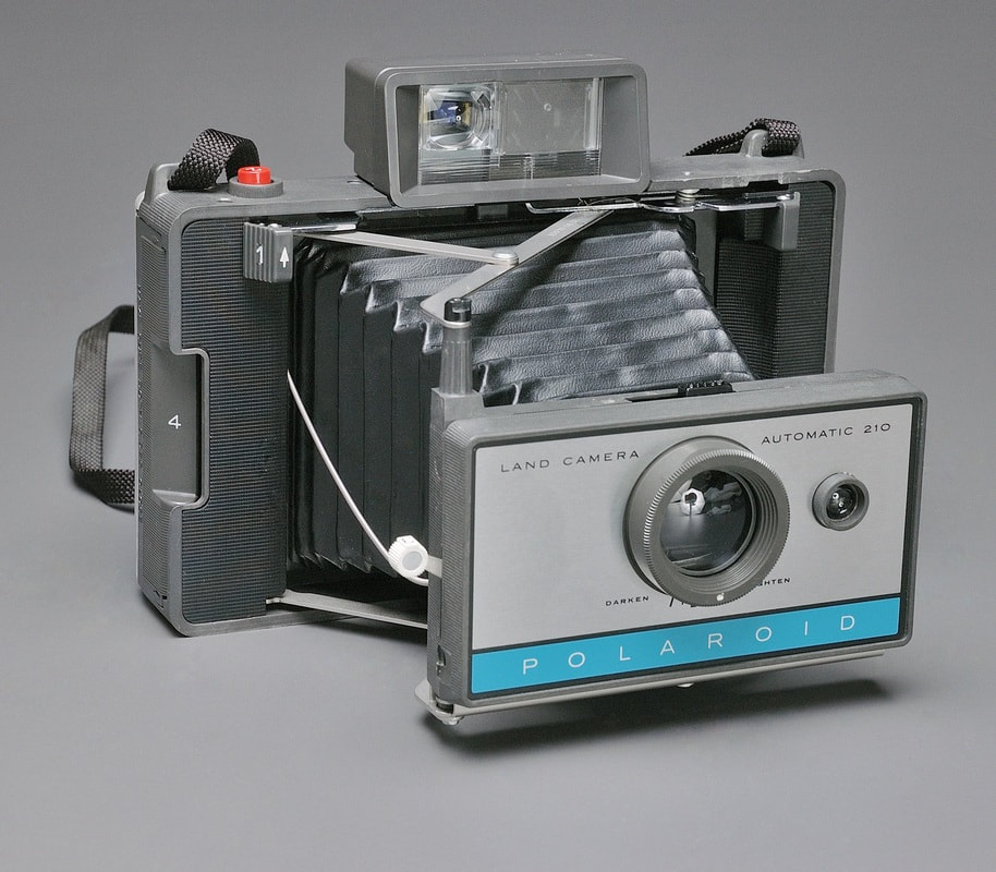 POLAROID Model 210