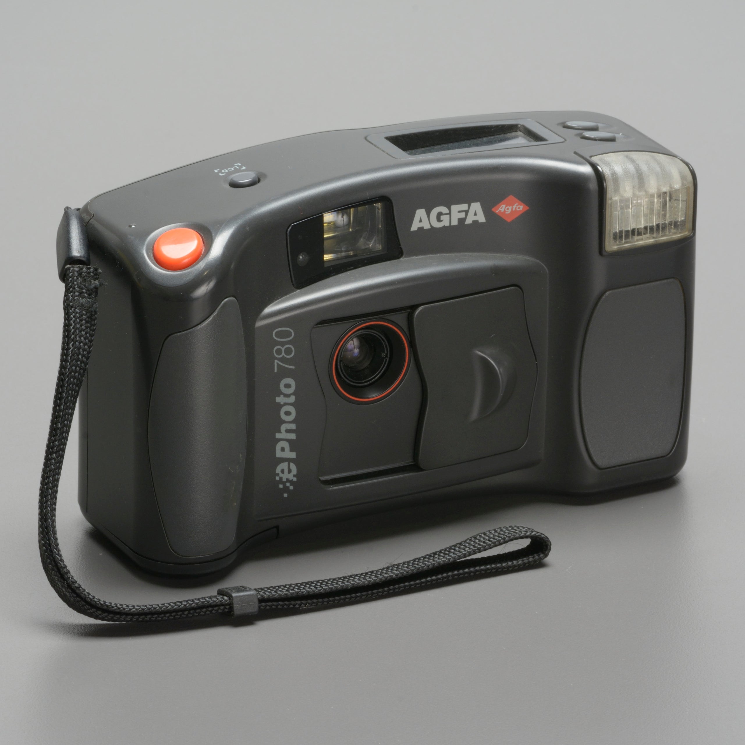 AGFA ePhoto 780 (Point-and-Shoot) Digital Camera