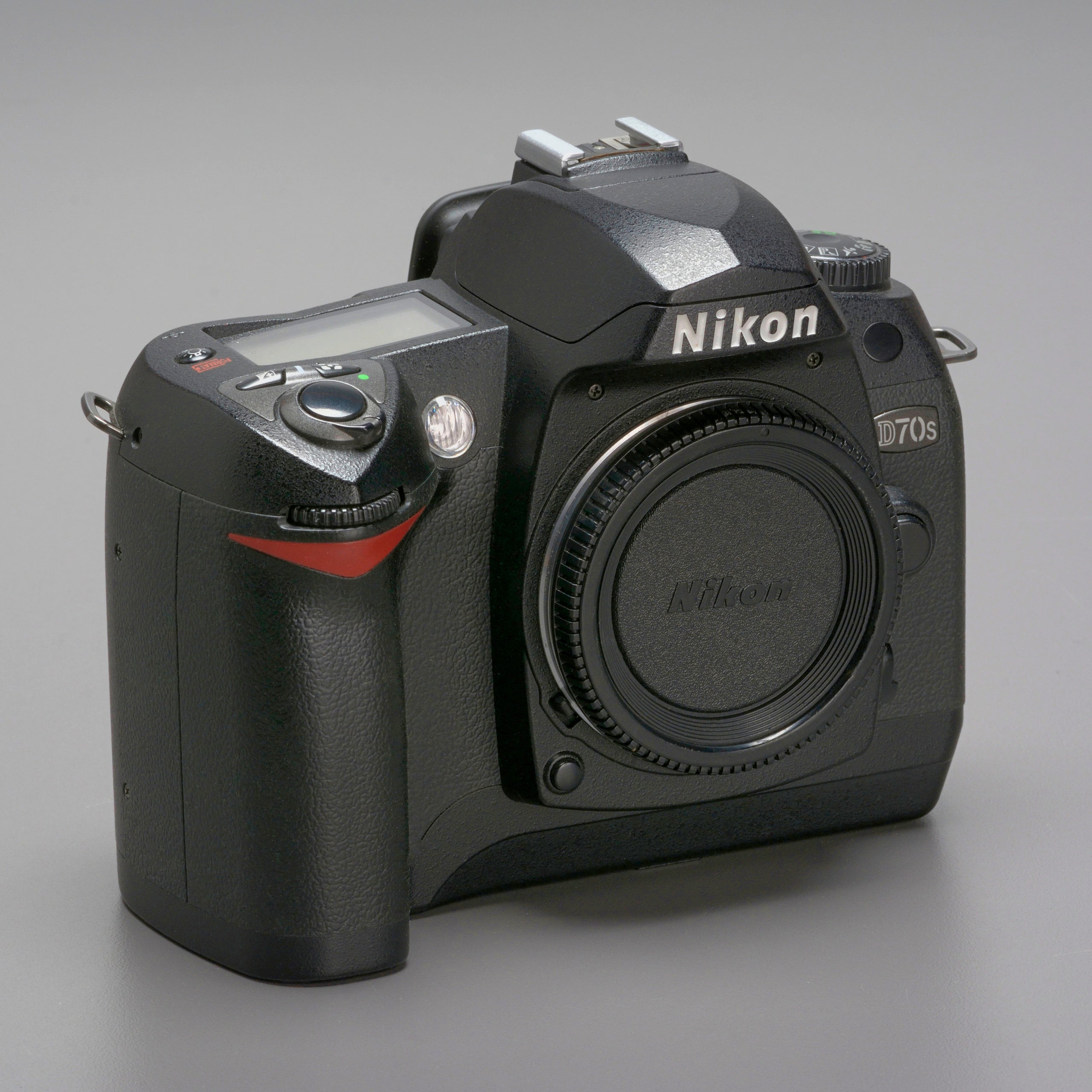 NIKON D70s DSLR Camera (Body Only)