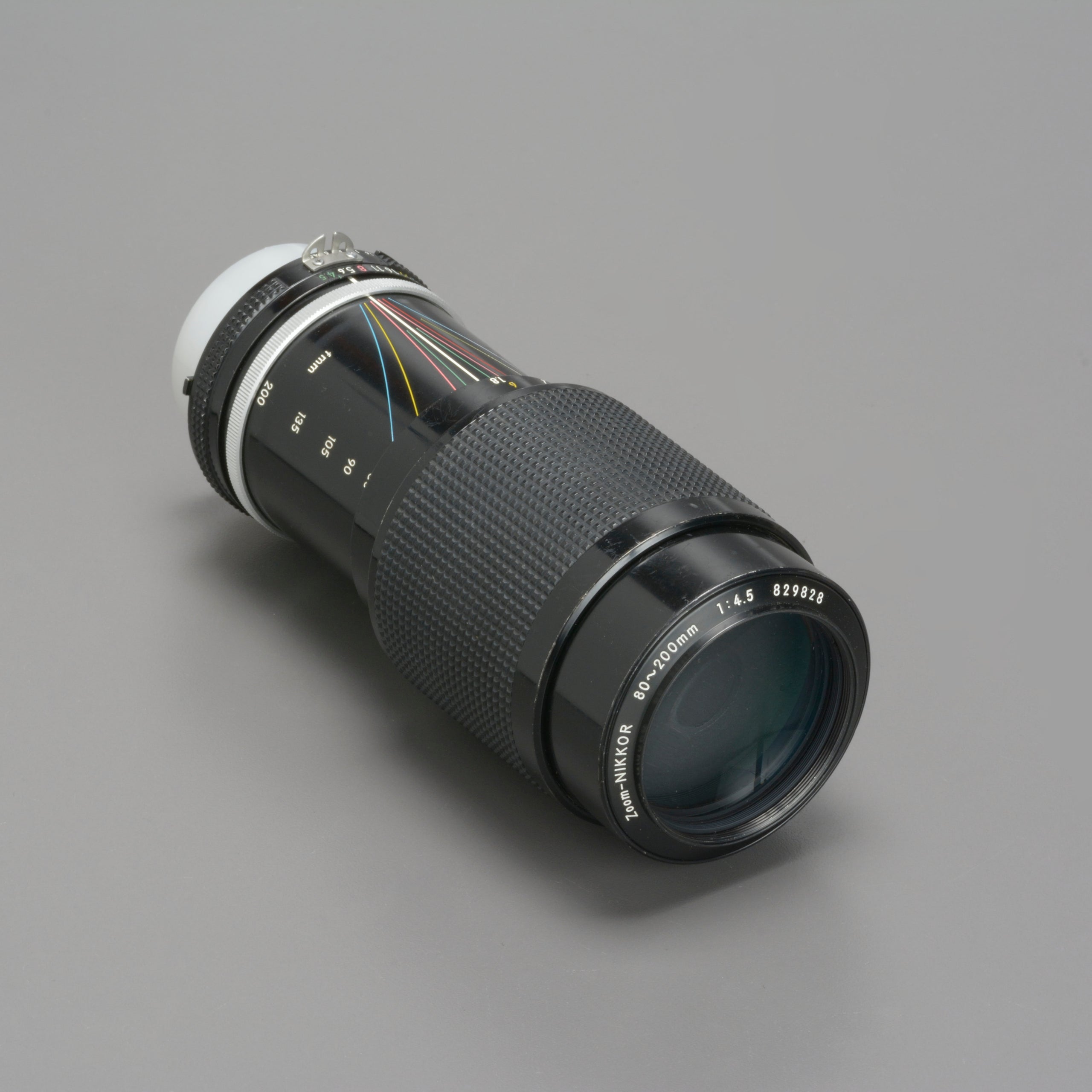 NIKON Nikkor AI 80-200mm f/4.5 Zoom Lens