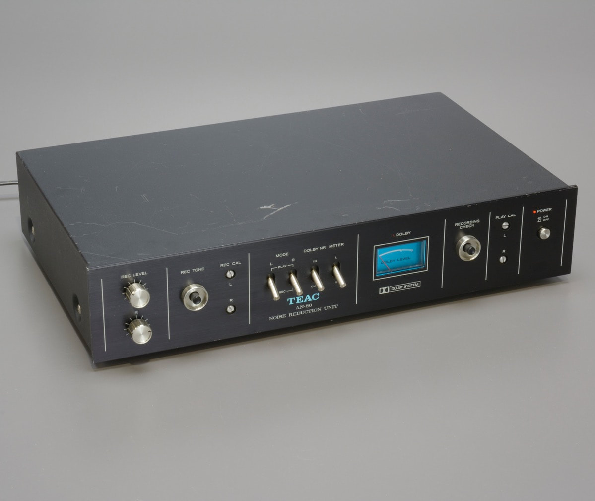 TEAC AN-80 Noise Reduction Unit
