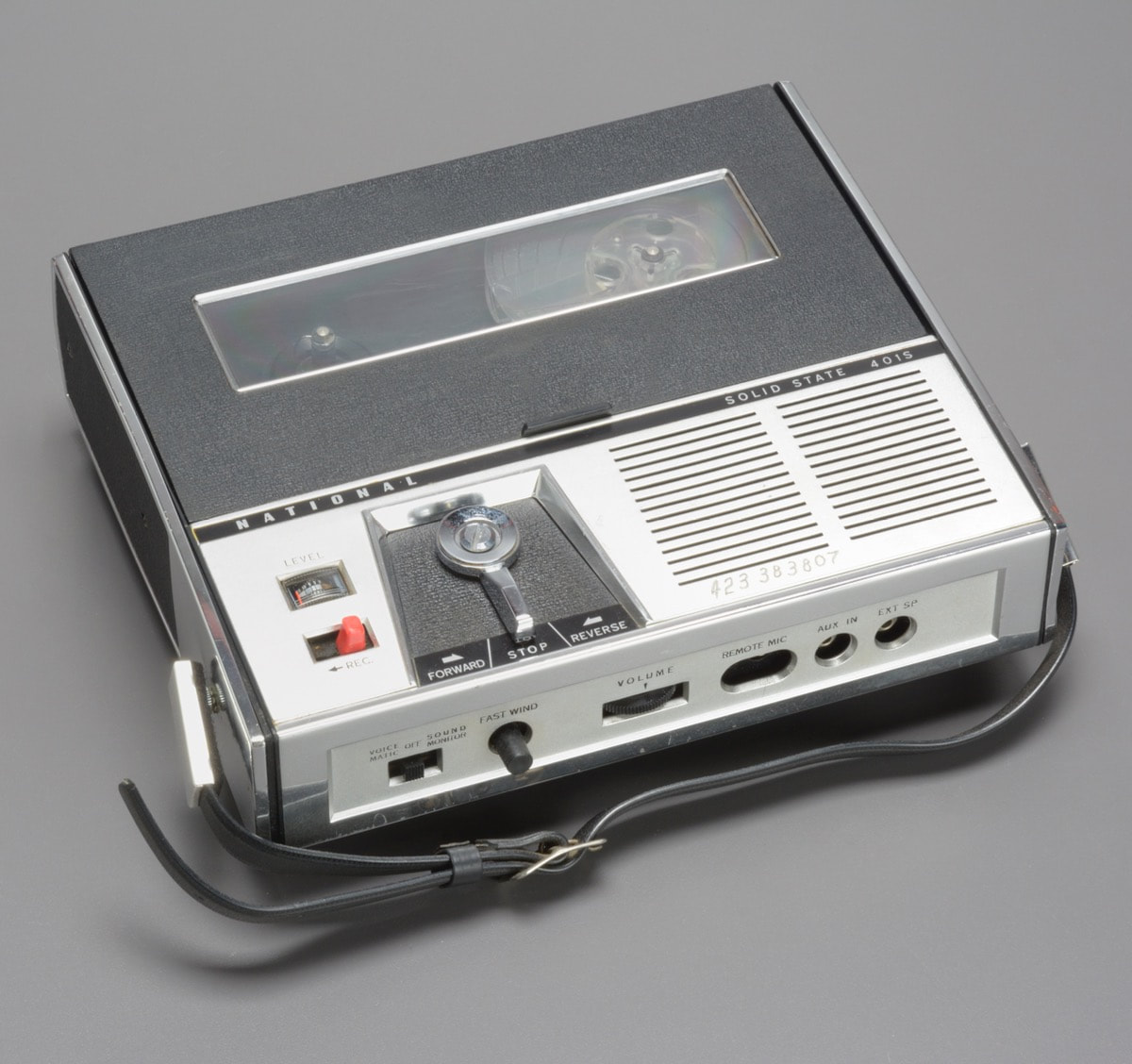 NATIONAL Solid State 401S Portable Reel-to-Reel Audio Tape Recorder (Monophonic)