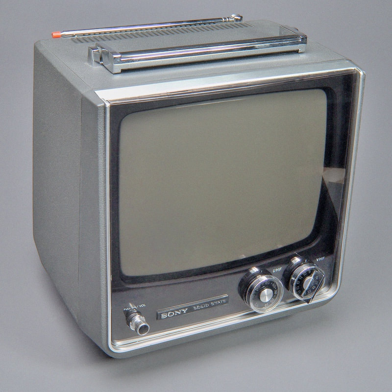 SONY TV-112 Portable (10.5-Inch, Black & White) Television Receiver