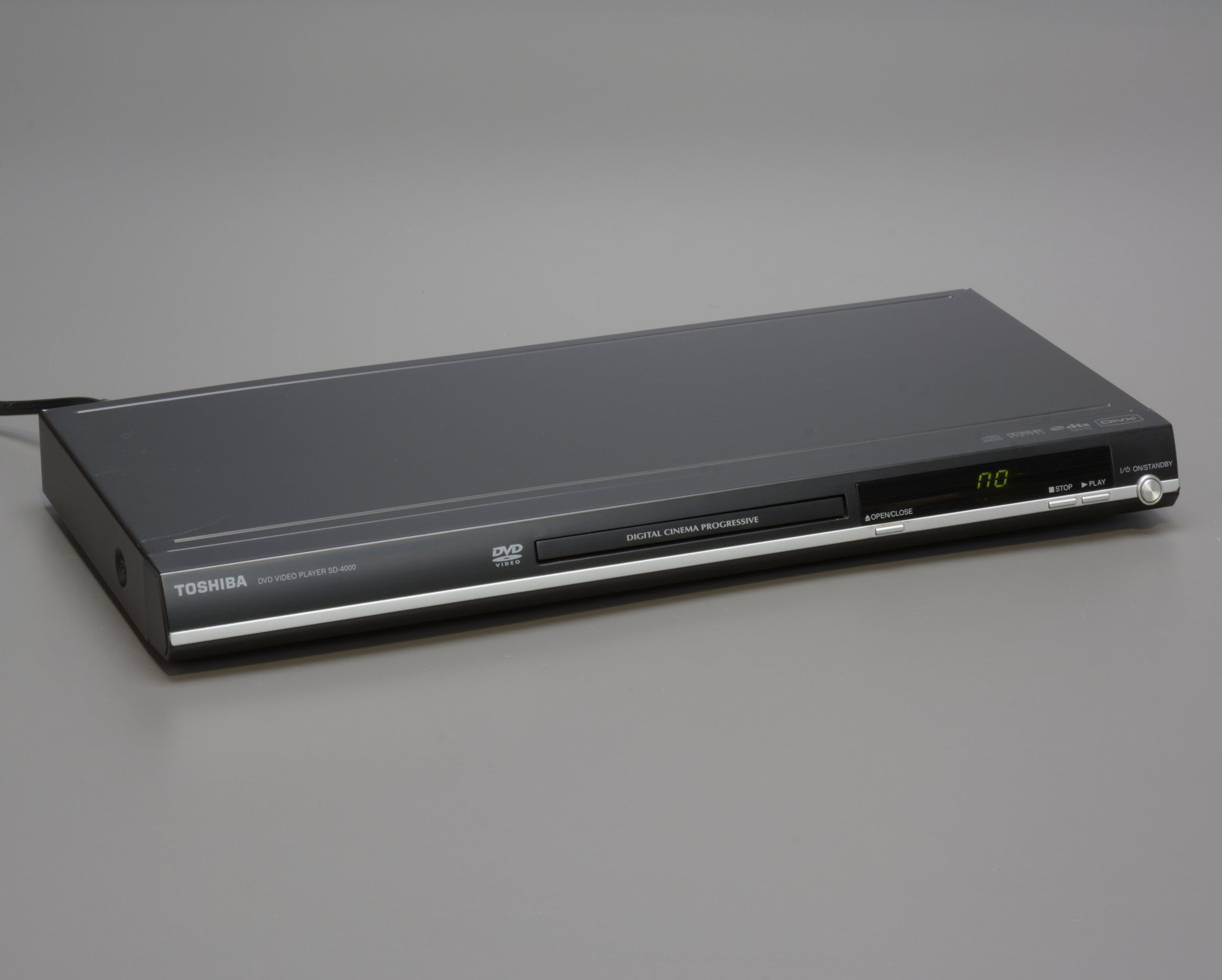 TOSHIBA DVD Video Player Model SD-4000KC2