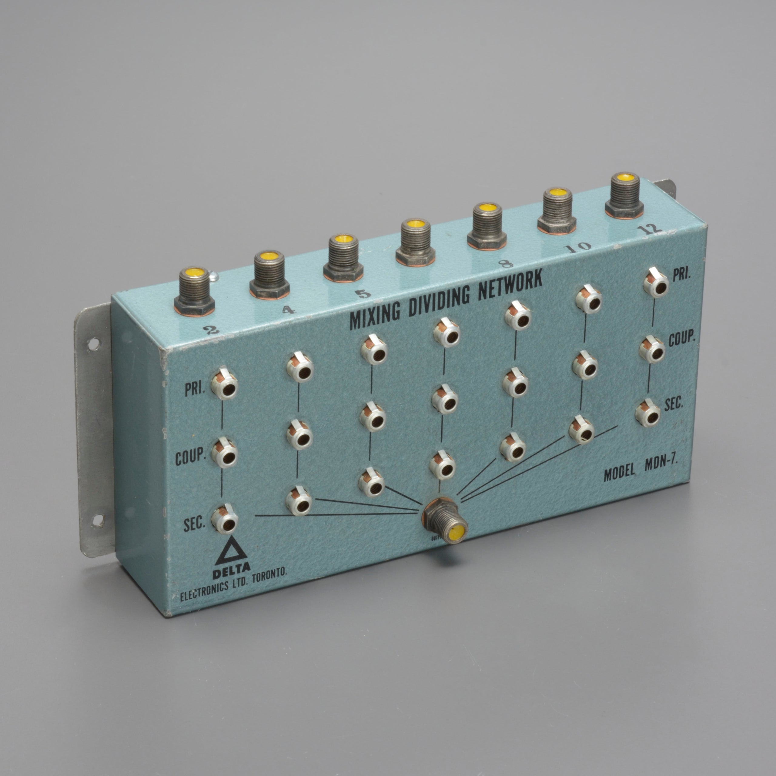 DELTA ELECTRONICS Mixing Dividing Network Model MDN-7 Channel Combiner