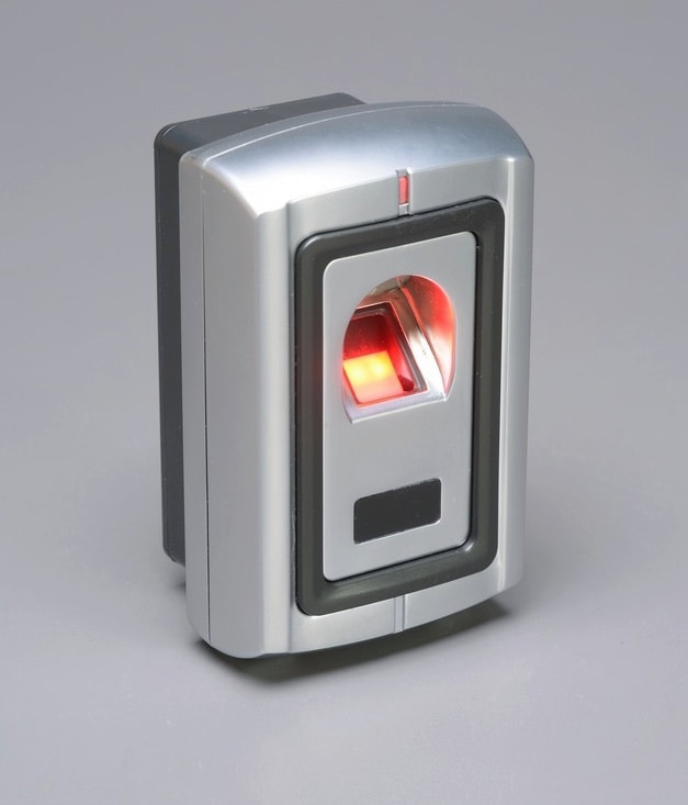 COBRA CONTROLS FPR-1000 Fingerprint Scanning Access Control Unit (Rigged For Simulated Operation)