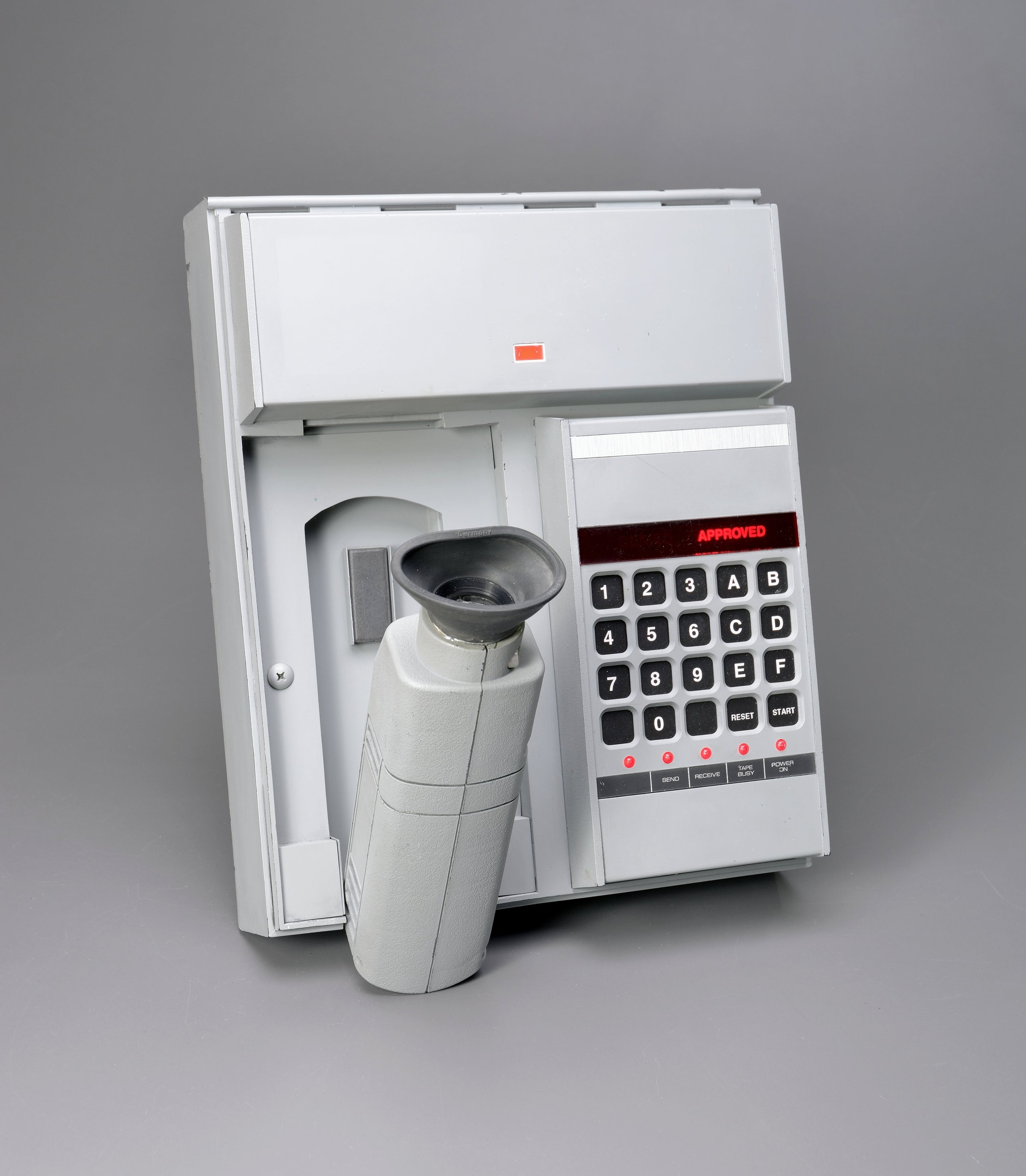 Retina Scanner Access Control Device - Custom (Simulated Operation)